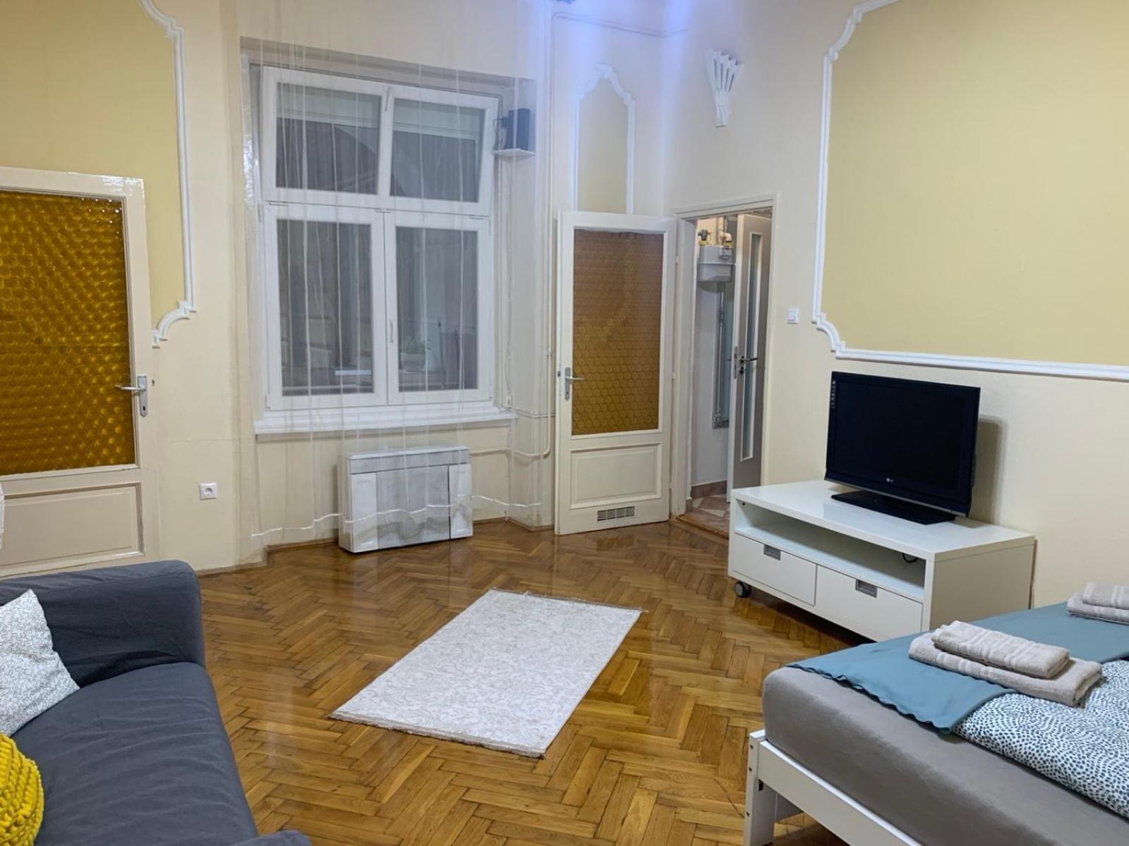 Cozy & Quiet Retro Style Apartmán Budapešť