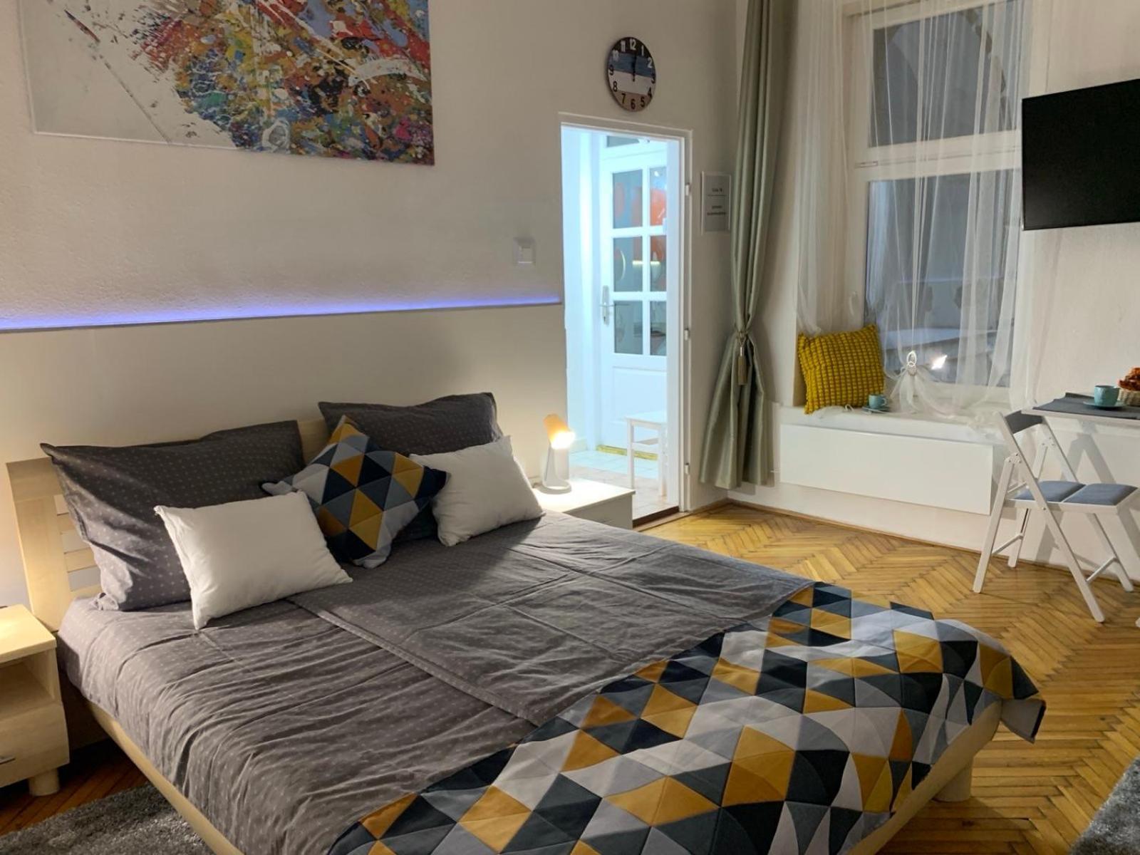 Cozy & Quiet Retro Style Apartmán Budapešť